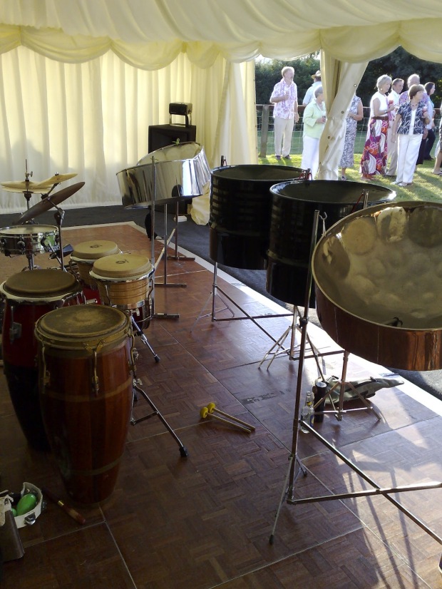 music for summer party Holland park, music for summer party Notting Hill, hire a live ensemble as background music for your summer party 0208 421 2987,
