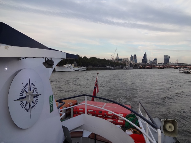 celebrating a birthday in London, 21st birthday ideas, Thames cruise London, suggestions for a 21st birthday party,
